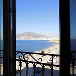 Le Sirene Апартаменты *