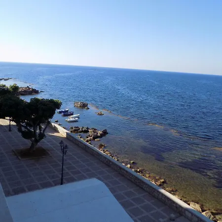 Le Sirene Apartment *